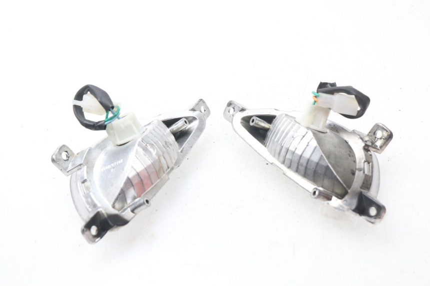 photo de FRONT TURN SIGNAL RIDE E1 1 (2014 - 2022) - Alternative perspective