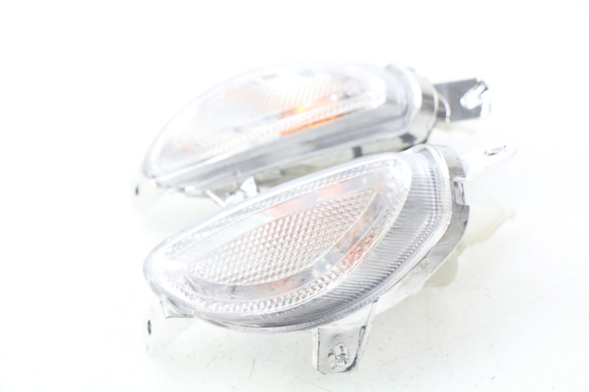 photo de FRONT TURN SIGNAL RIDE E1 1 (2014 - 2022) - Alternative perspective