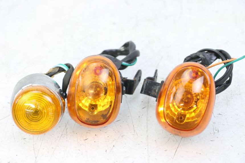 photo de FRONT TURN SIGNAL EUROCKA RETRO 50 (2007 - 2014) - Main view