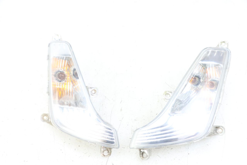 photo de FRONT TURN SIGNAL SYM FIDDLE 2 50 (2008 - 2013) - Main view