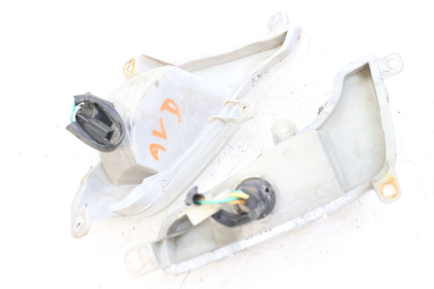 photo de FRONT TURN SIGNAL SYM FIDDLE 2 50 (2008 - 2013) - Zoom on usage condition