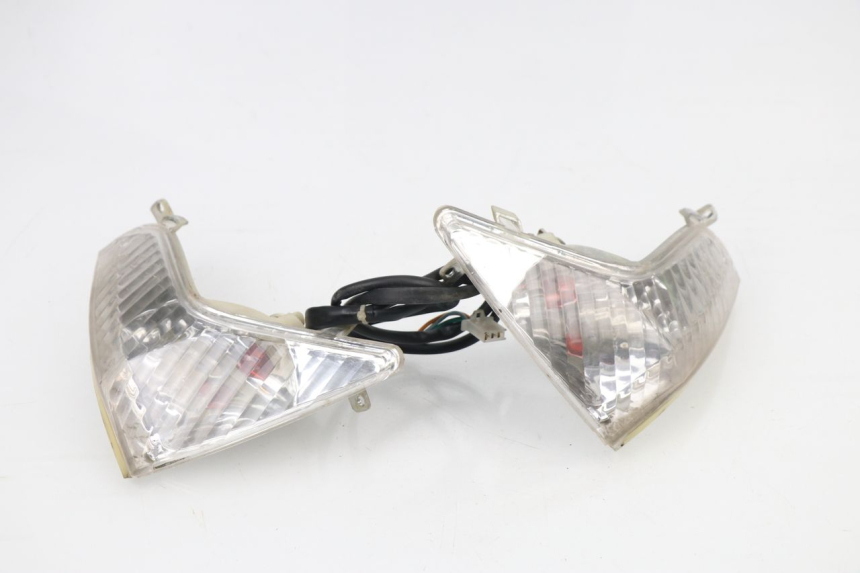 photo de FRONT TURN SIGNAL REVATTO FUTURA GT 125 (2006 - 2008) - Main view