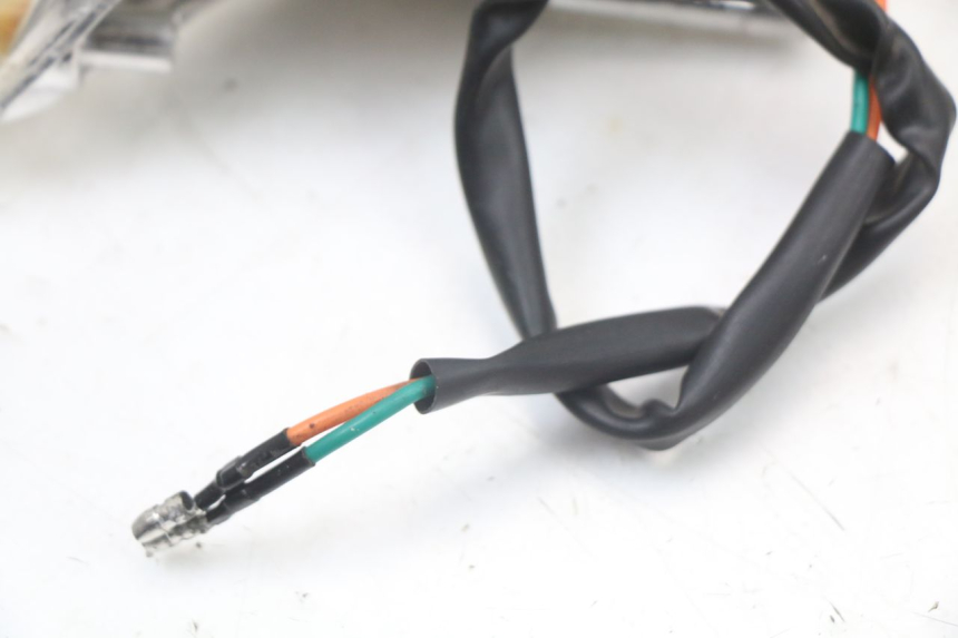 photo de LEFT FRONT TURN SIGNAL KYMCO AGILITY 4T 50 (2018 - 2022) - Fixing points details