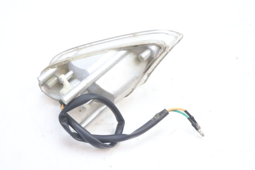 photo de LEFT FRONT TURN SIGNAL KYMCO AGILITY 4T 50 (2005 - 2018) - Technical close-up