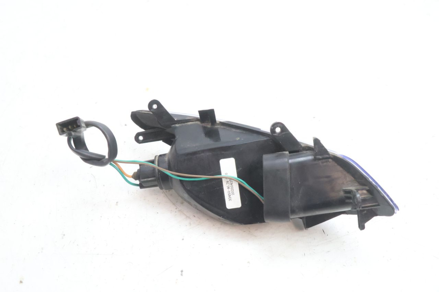 photo de FRONT LEFT TURN SIGNAL KYMCO AGILITY CITY 16P 125 (2015 - 2024) - Alternative perspective