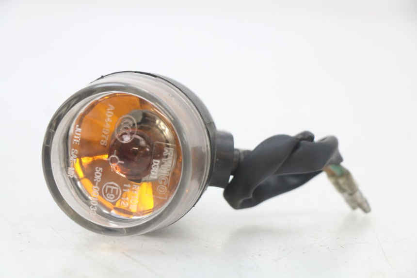photo de FRONT LEFT TURN SIGNAL  KYMCO AGILITY PREMIUM 50 (2007 - 2010) - Zoom on usage condition