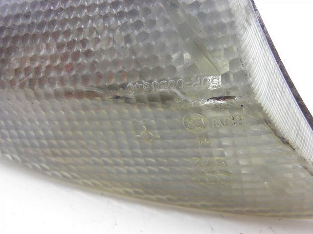 photo de FRONT LEFT TURN SIGNAL  APRILIA LEONARDO ST 250 (2002 - 2005) - Component detail