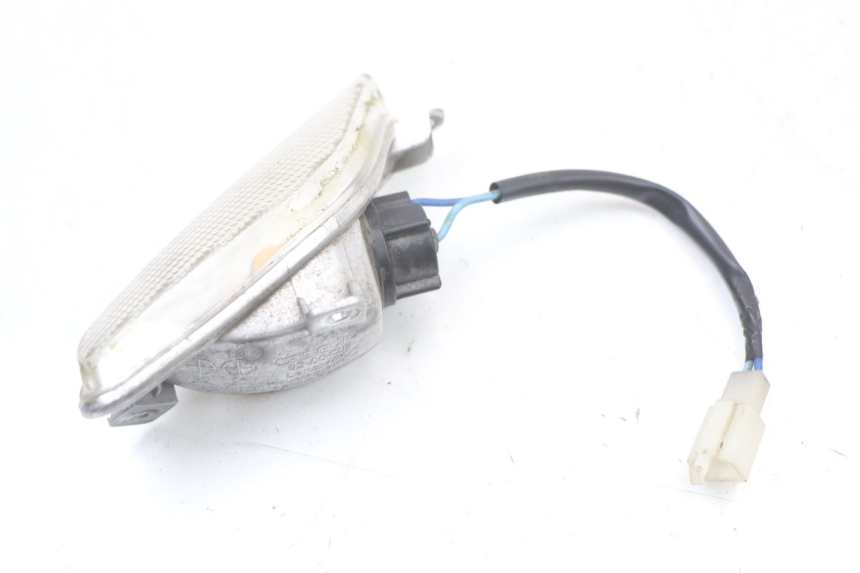 photo de FRONT LEFT TURN SIGNAL APRILIA SR MOTARD 50 (2012 - 2018) - Zoom on usage condition