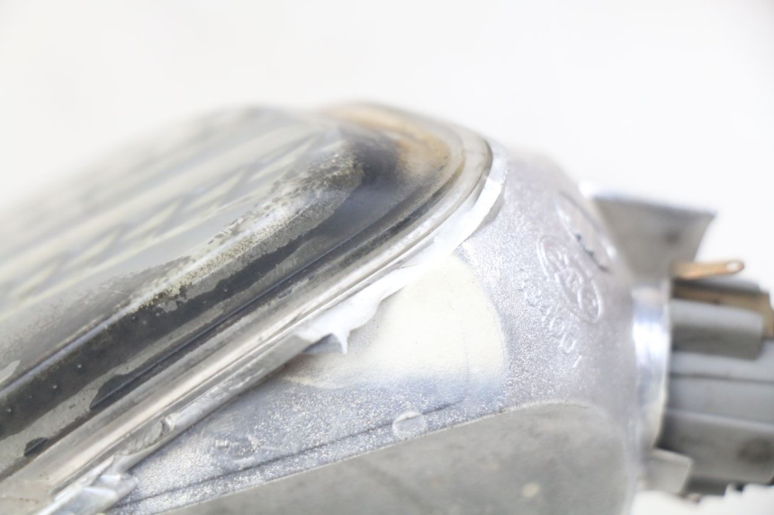 photo de LEFT FRONT TURN SIGNAL APRILIA ATLANTIC 500 (2002 - 2003) - Technical close-up