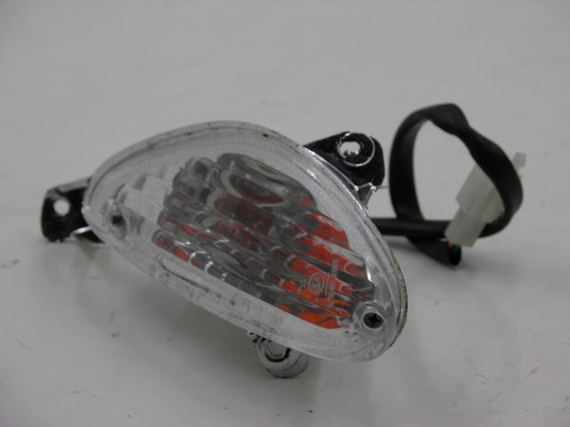 photo de FRONT LEFT TURN SIGNAL  BAOTIAN TRAVEL SPIRIT 50 (2010 - 2012) - Main view