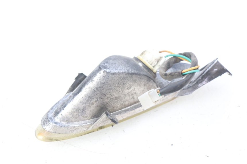 photo de LEFT FRONT TURN SIGNAL TAOTAO BEATBOX 2 50 (2005 - 2017) - Zoom on usage condition