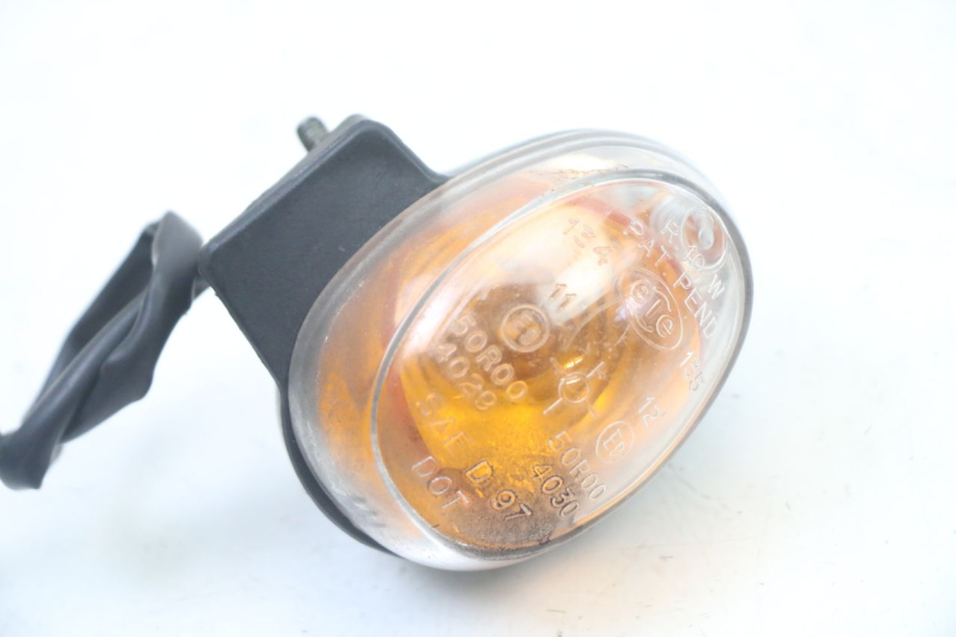 photo de FRONT LEFT TURN SIGNAL MBK BOOSTER SPIRIT NAKED 50 (2004 - 2017) - Zoom on usage condition