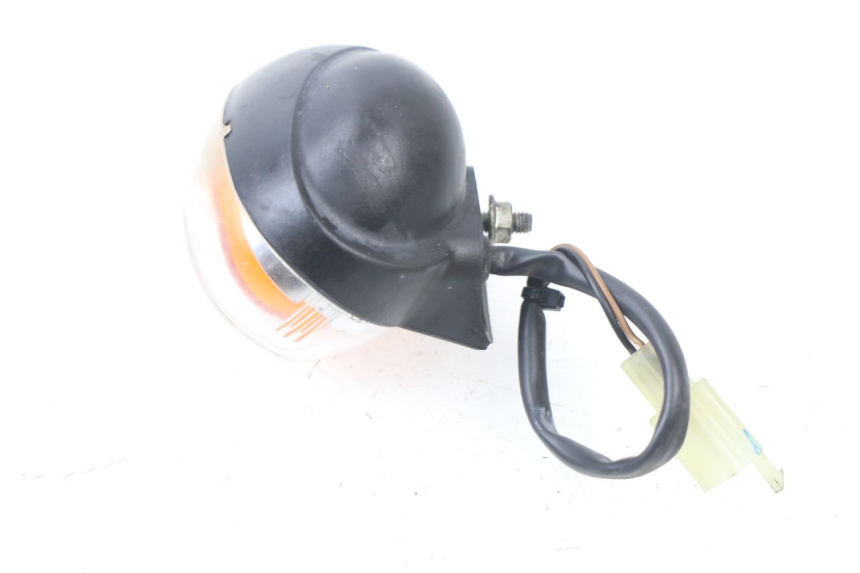 photo de LEFT FRONT TURN SIGNAL YAMAHA BW'S 50 (2004 - 2017) - Alternative perspective