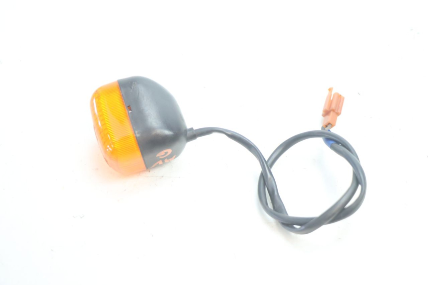 photo de FRONT LEFT TURN SIGNAL  YAMAHA BW'S BWS 125 (2010 - 2013) - Technical close-up