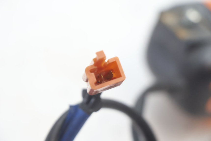 photo de FRONT LEFT TURN SIGNAL  YAMAHA BW'S BWS 125 (2010 - 2013) - Product overview