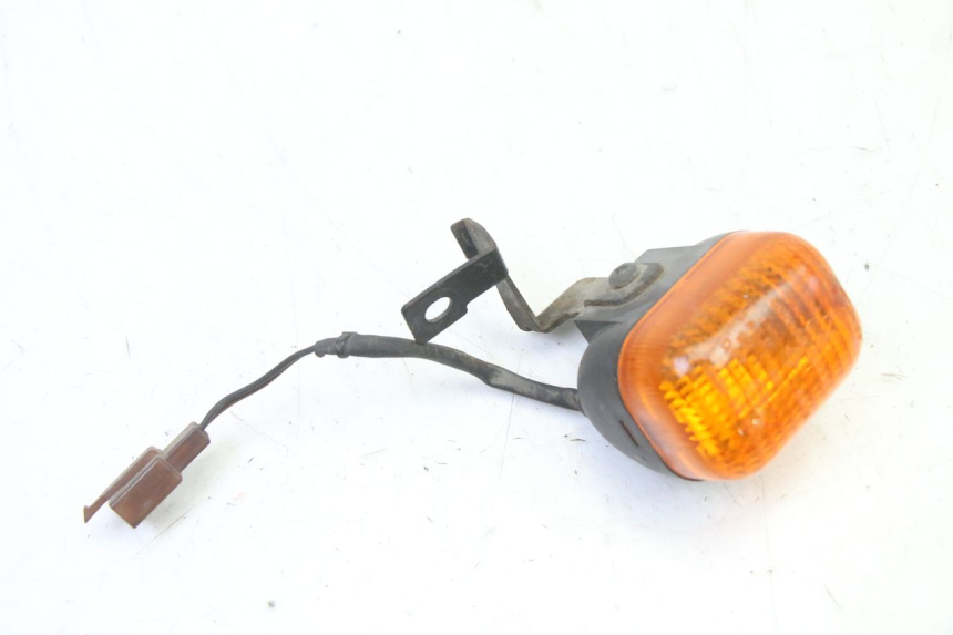photo de FRONT LEFT TURN SIGNAL YAMAHA BW'S 100 (1999 - 2002) - Main view