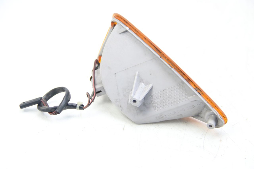 photo de LEFT FRONT TURN SIGNAL BMW C1 125 (2000 - 2003) - Alternative perspective