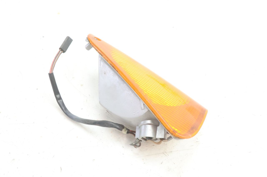 photo de LEFT FRONT TURN SIGNAL BMW C1 125 (2000 - 2003) - Component detail