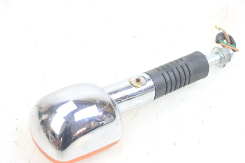photo de LEFT FRONT TURN SIGNAL HONDA CA REBEL 125 (1995 - 2001) - Technical close-up