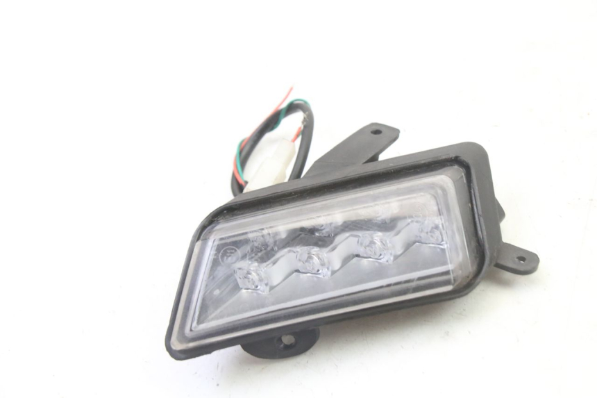 photo de FRONT LEFT TURN SIGNAL ORCAL CAVARO 4T 50 (2019 - 2023) - Component detail