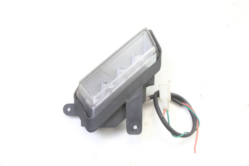 photo de FRONT LEFT TURN SIGNAL ORCAL CAVARO 4T 50 (2019 - 2023) - Alternative perspective