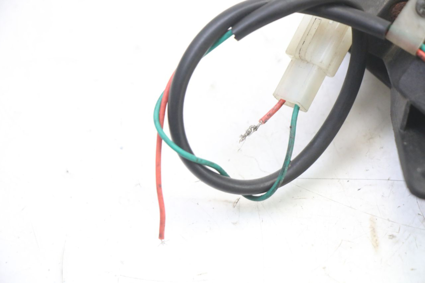 photo de FRONT LEFT TURN SIGNAL ORCAL CAVARO 4T 50 (2019 - 2023) - Fixing points details