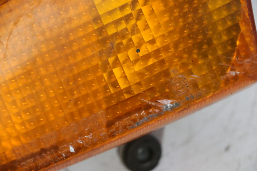 photo de FRONT LEFT TURN SIGNAL HONDA CBR F SC25 1000 (1989 - 1992) - Zoom on usage condition