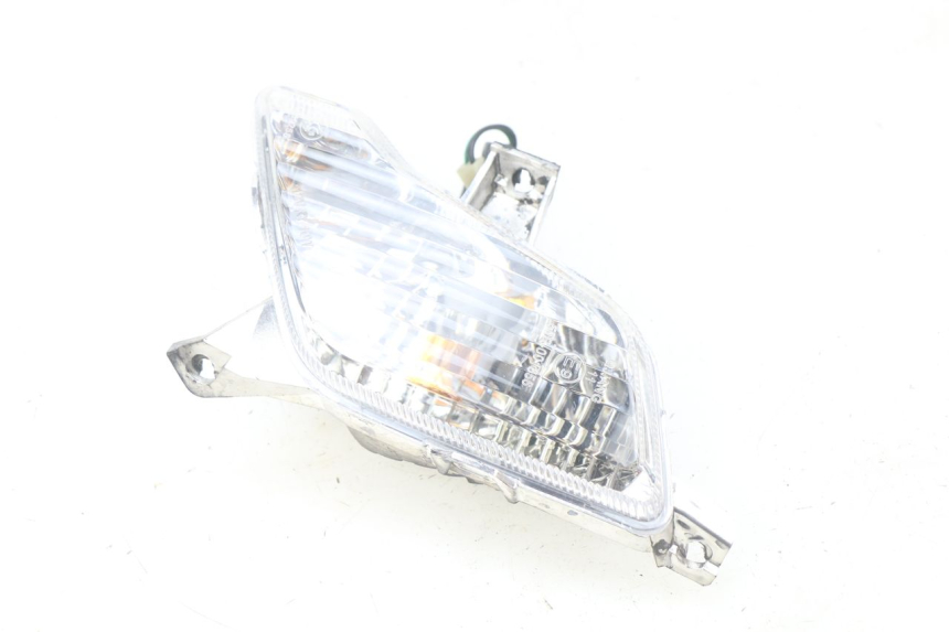photo de LEFT FRONT TURN SIGNAL RIDE CLASSIC 2T 50 (2014 - 2022) - Fixing points details