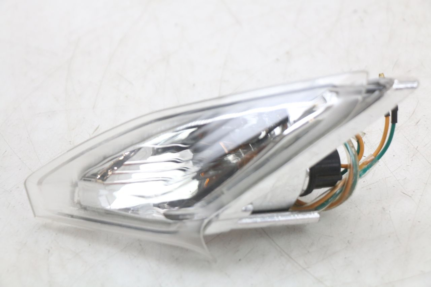 photo de LEFT FRONT TURN SIGNAL SYM CROX 4T 50 (2016 - 2023) - Zoom on usage condition