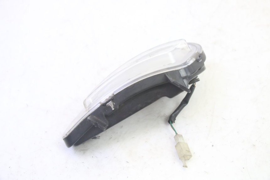 photo de FRONT LEFT TURN SIGNAL PEUGEOT DJANGO 4T 50 (2014 - 2019) - Zoom on usage condition