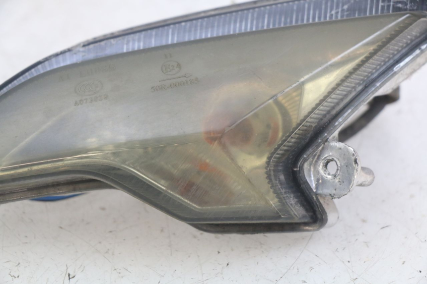 photo de LEFT FRONT TURN SIGNAL EASY WATTS E-OPAI 1 (2019 - 2024) - Fixing points details