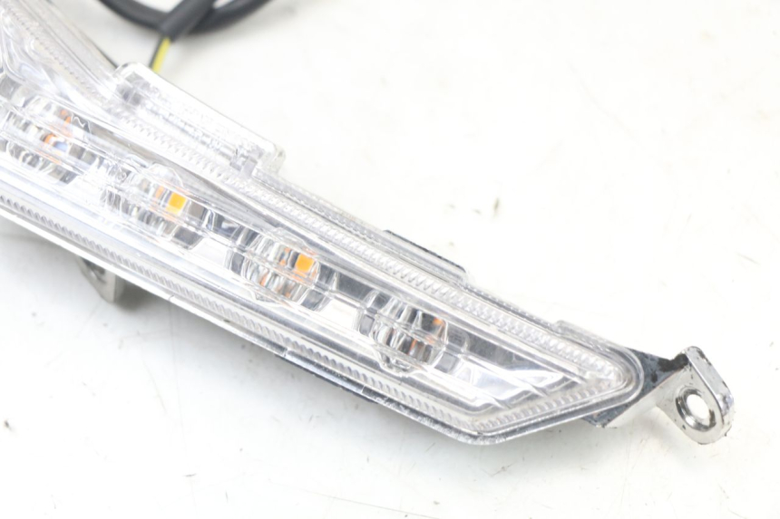 photo de FRONT LEFT TURN SIGNAL WAYSCRAL E-START 1 (2018 - 2022) - Zoom on usage condition
