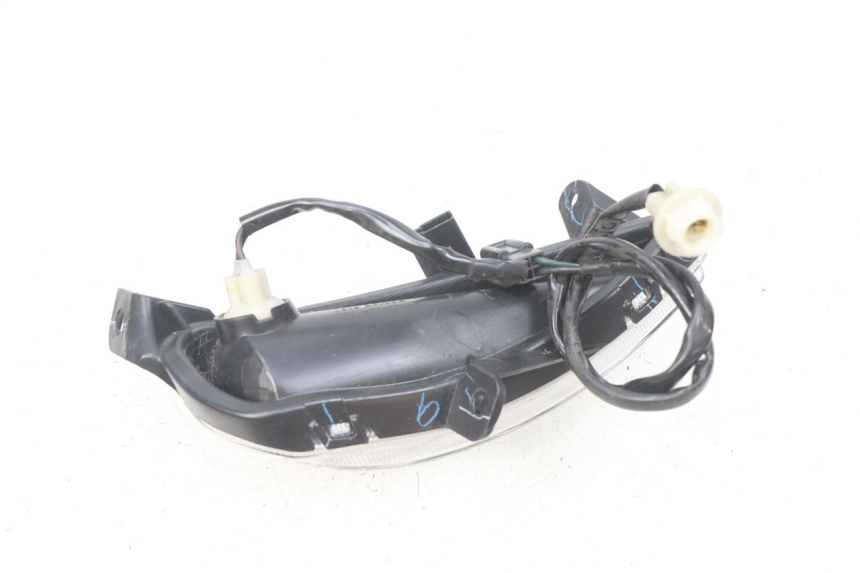 photo de FRONT LEFT TURN SIGNAL YAMAHA D'ELIGHT DELIGHT 115 (2013 - 2017) - Technical close-up