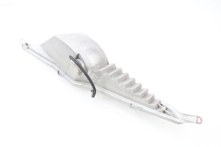 photo de LEFT FRONT TURN SIGNAL HONDA FES PANTHEON 125 (2003 - 2007) - Fixing points details