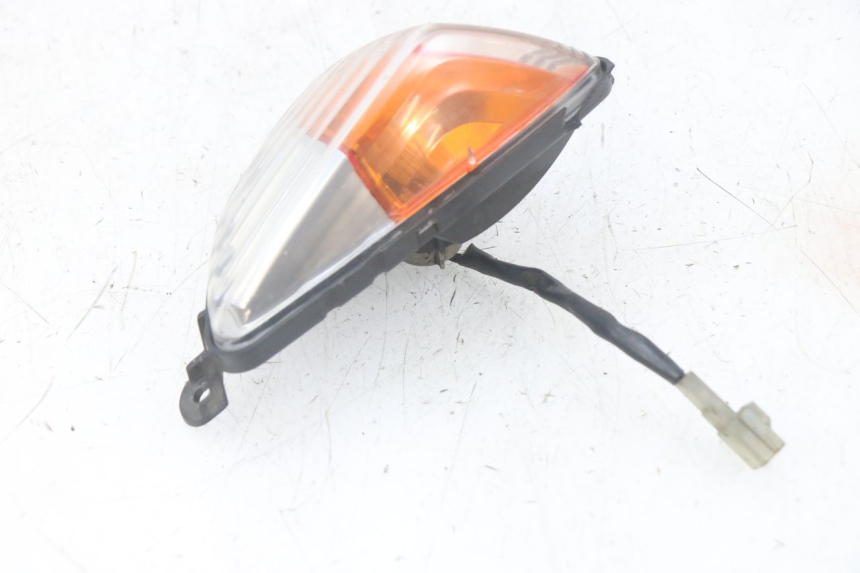 photo de LEFT FRONT TURN SIGNAL YAMAHA FJR ABS 1300 (2006 - 2012) - Surface and material condition