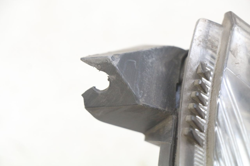 photo de LEFT FRONT TURN SIGNAL HONDA FJS SILVERWING SILVER WING 400 (2009 - 2016) - Markings and original references