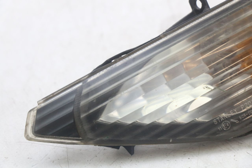 photo de FRONT LEFT TURN SIGNAL HONDA FJS SILVERWING SILVER WING 600 (2001 - 2010) - Component detail