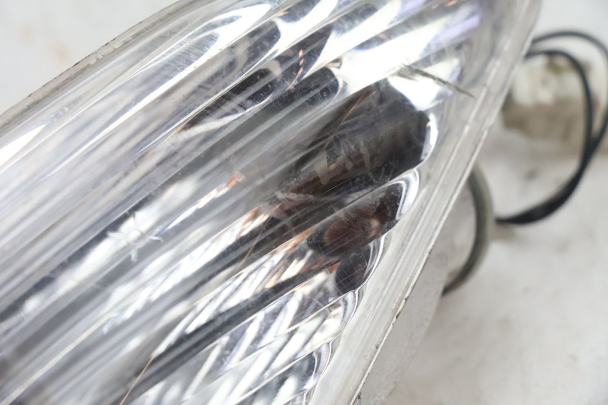 photo de LEFT FRONT TURN SIGNAL PIAGGIO FLY 2T 50 (2004 - 2017) - Component detail