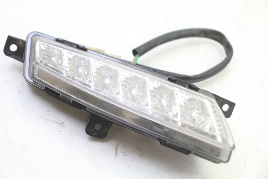 photo de FRONT LEFT TURN SIGNAL VENESI FLY RETRO 4T 50 (2020 - 2025) - Component detail