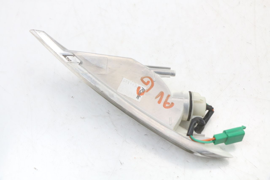 photo de FRONT LEFT TURN SIGNAL  PEUGEOT GEOPOLIS RS 125 (2007 - 2009) - Alternative perspective