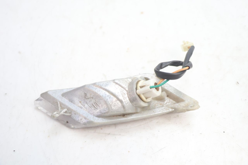 photo de FRONT LEFT TURN SIGNAL VASTRO GP 2T 50 (2013 - 2017) - Alternative perspective