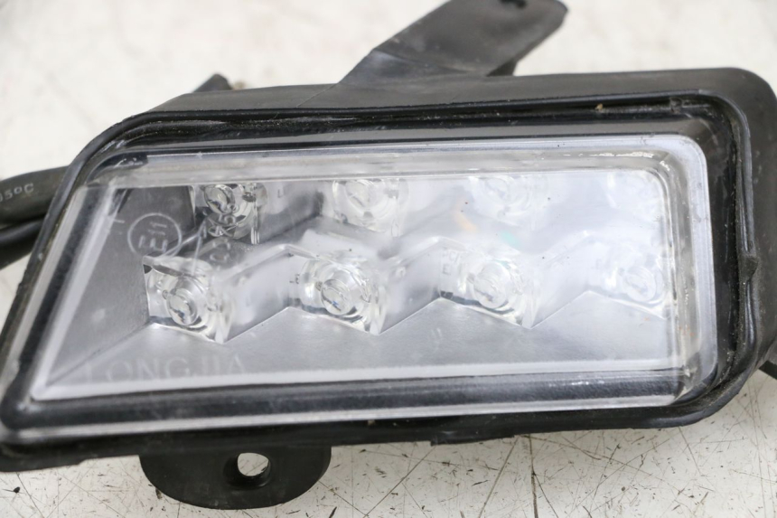 photo de FRONT LEFT TURN SIGNAL NECO GPX LC 2T 50 (2014 - 2018) - Component detail