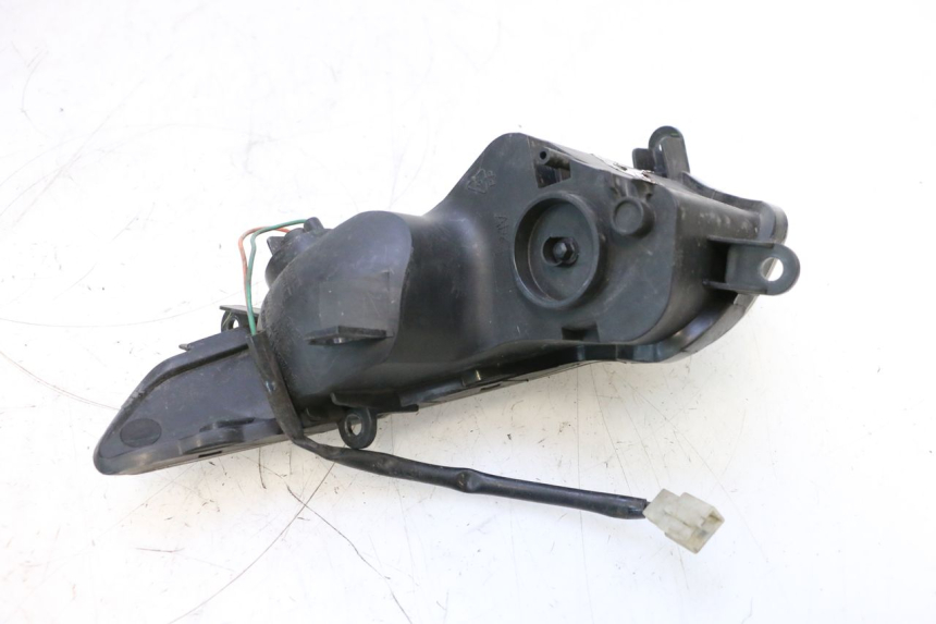 photo de FRONT LEFT TURN SIGNAL SYM GTS EVO 125 (2009 - 2013) - Technical close-up