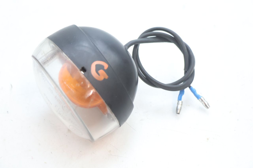 photo de FRONT LEFT TURN SIGNAL  KEEWAY HURRICANE 50 (2006 - 2019) - Zoom on usage condition