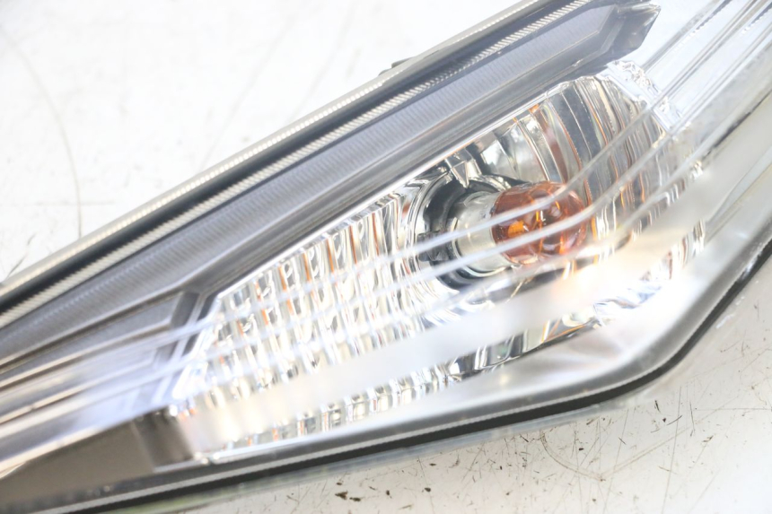 photo de LEFT FRONT TURN SIGNAL SYM JET 14 4T 50 (2018 - 2022) - Markings and original references
