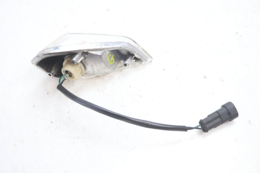 photo de FRONT LEFT TURN SIGNAL  RIDE KALLIO 50 (2010 - 2019) - Alternative perspective