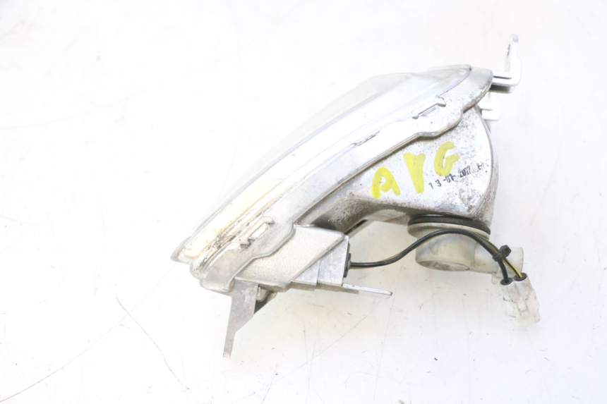 photo de LEFT FRONT TURN SIGNAL PIAGGIO LIBERTY IGET 4T 50 (2015 - 2020) - Surface and material condition
