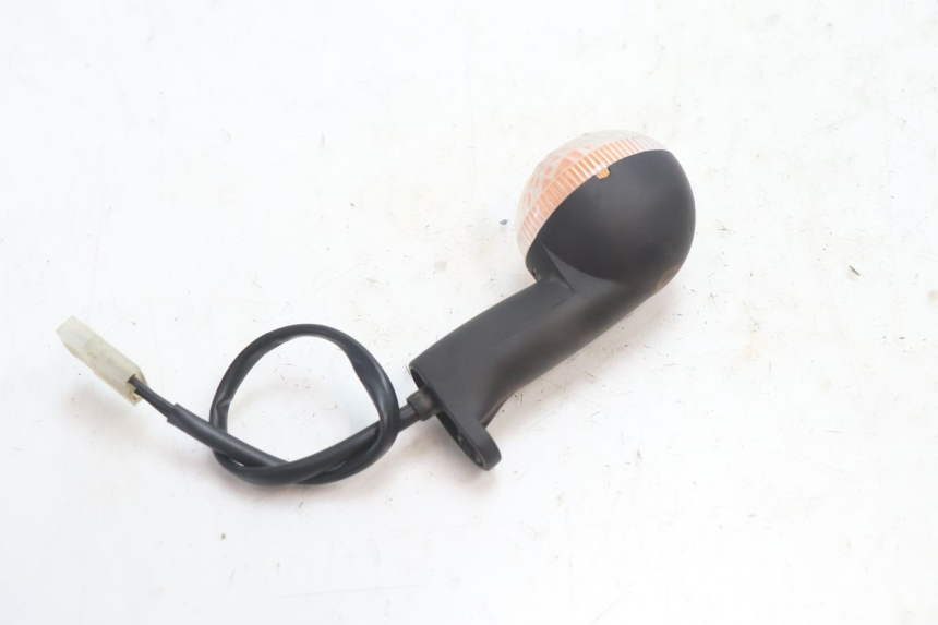 photo de FRONT LEFT TURN SIGNAL PEUGEOT LUDIX ONE 50 (2004 - 2013) - Zoom on usage condition