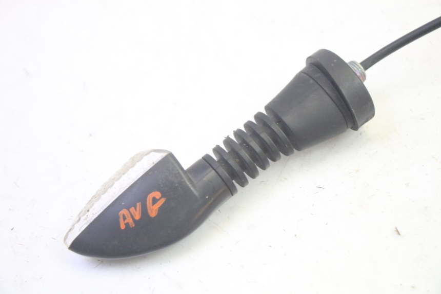 photo de FRONT LEFT TURN SIGNAL PIAGGIO MP3 HPE 350 (2018 - 2020) - Alternative perspective