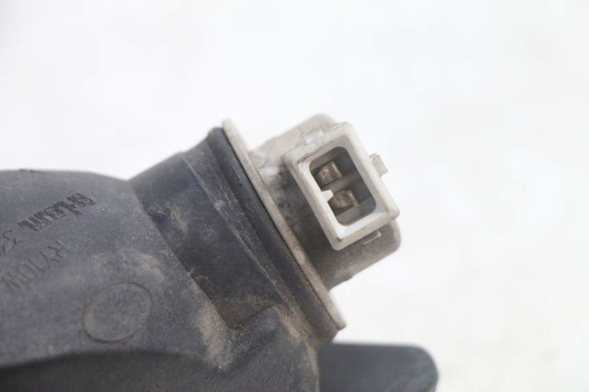 photo de FRONT LEFT TURN SIGNAL  PIAGGIO MP3 125 (2006 - 2014) - Technical close-up